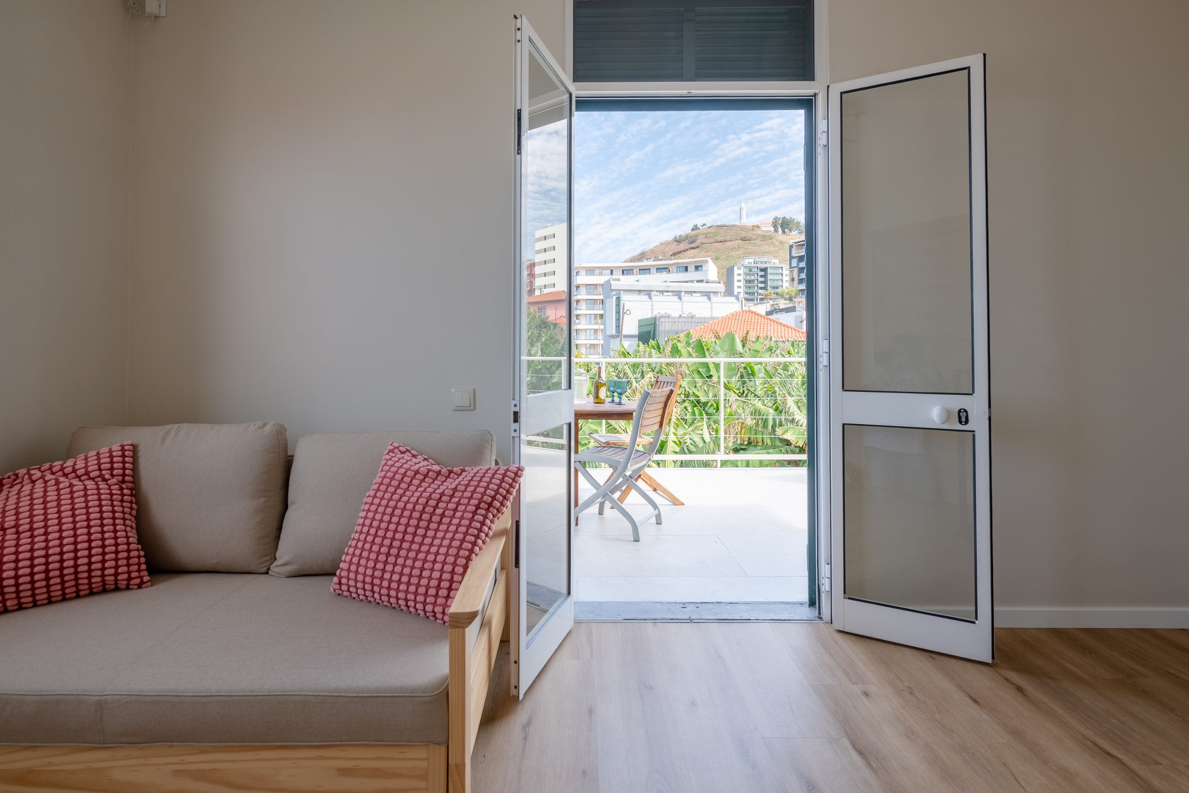 Living room opening onto the balcony